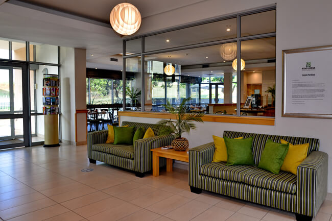 Road Lodge Umhlanga Lobby seating Gallery Images