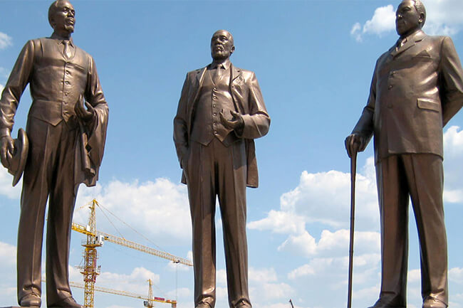 Three Chief's Statues